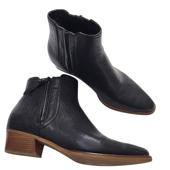 Cole Haan Hadlyn women's black leather zippered almond toe ankle booties size 9 - Picture 1 of 9